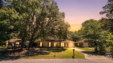 122 Westminister Dr, Savannah, GA 31419
