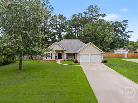 801 Oxford Dr, Richmond Hill, GA 31324