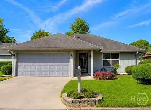 7 Maxime Ct, Savannah, GA 31419