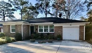 21 E 61st St, Savannah, GA 31405