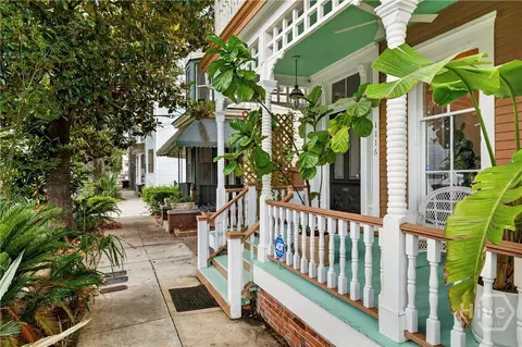 1116 Barnard St, Savannah, GA 31401