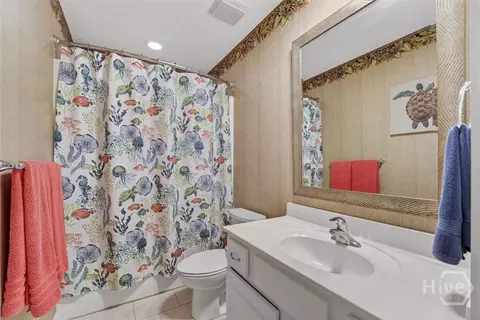 Bath - 12502 Apache Ave #18, Savannah, GA 31419 photo 4 of 4