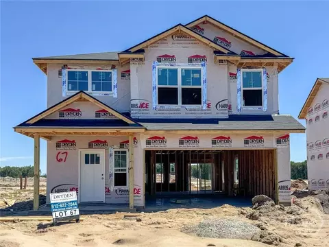 211 Hamilton Dr, Hinesville, GA 31313
