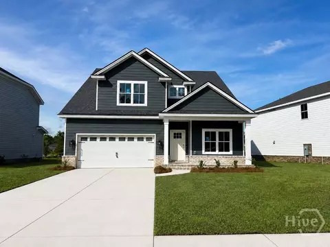 186 Hanover Pl, Richmond Hill, GA 31324