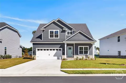 186 Hanover Pl, Richmond Hill, GA 31324