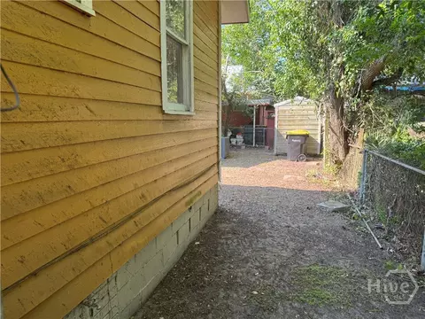 Exterior - 2913 Burroughs St, Savannah, GA 31405 photo 4 of 6