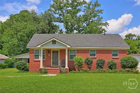 9 Hickory Dr, Savannah, GA 31408