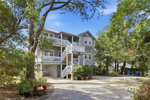 8 Lighthouse Ln, Tybee Island, GA 31328