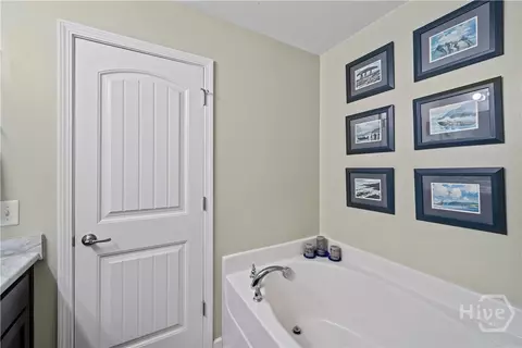 Bath - 139 Greystone Dr, Guyton, GA 31312 photo 3 of 6