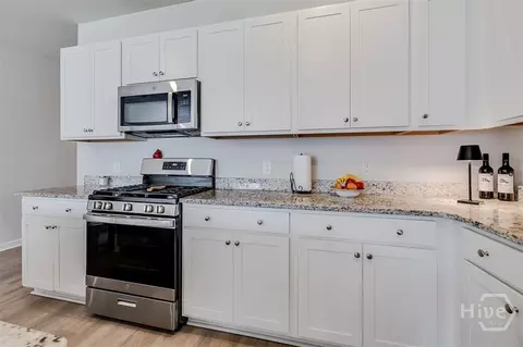 Kitchen - 264 Lillian St, Rincon, GA 31326 photo 3 of 6