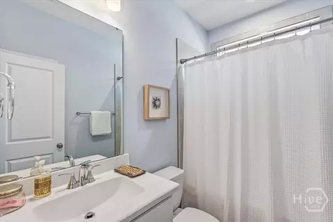 Bath - 657 Blue Moon Xing, Pooler, GA 31322 photo 4 of 5