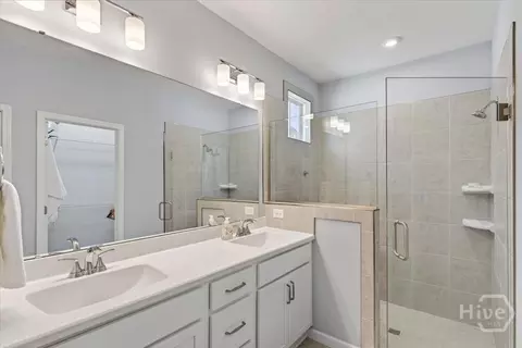 Bath - 657 Blue Moon Xing, Pooler, GA 31322 photo 2 of 5