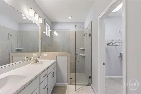 Bath - 657 Blue Moon Xing, Pooler, GA 31322 photo 1 of 5