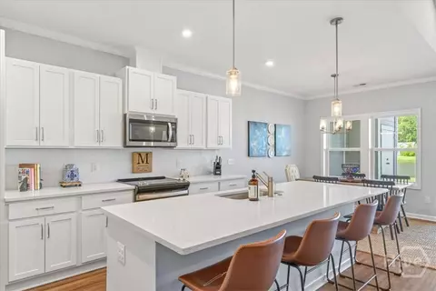 Kitchen - 657 Blue Moon Xing, Pooler, GA 31322 photo 1 of 4