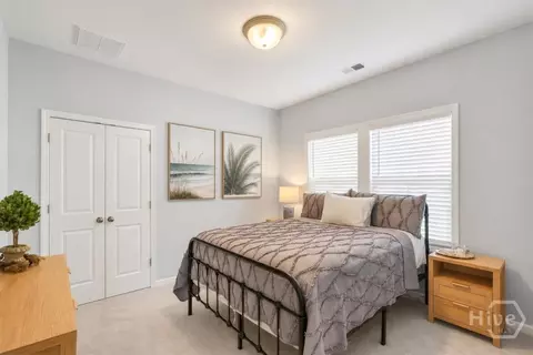 Bedroom - 657 Blue Moon Xing, Pooler, GA 31322 photo 6 of 9