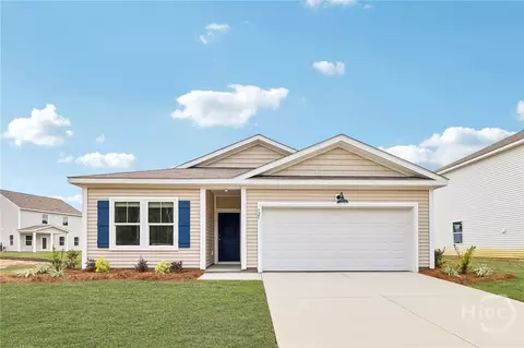 246 Green Meadow Dr, Bloomingdale, GA 31302