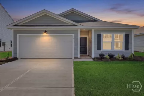 246 Green Meadow Dr, Bloomingdale, GA 31302