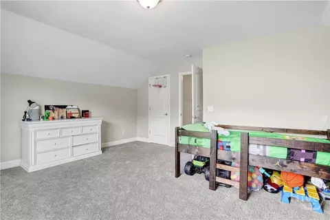 Bedroom - 7 Gresham Ln, Savannah, GA 31419 photo 14 of 14