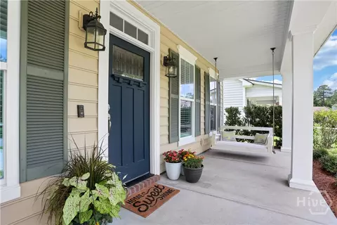 Exterior - 7 Gresham Ln, Savannah, GA 31419 photo 4 of 16
