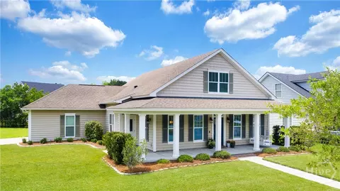 7 Gresham Ln, Savannah, GA 31419