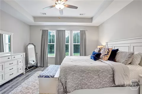 Bedroom - 7 Gresham Ln, Savannah, GA 31419 photo 5 of 14