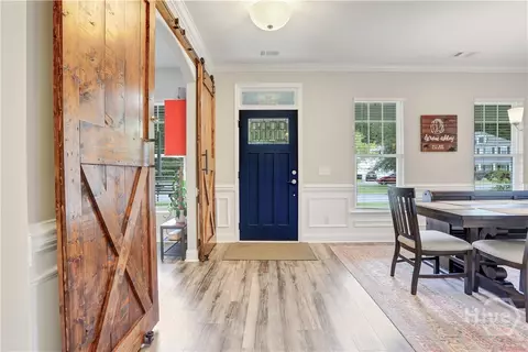 Entry Way - 7 Gresham Ln, Savannah, GA 31419 photo 1 of 7