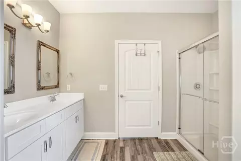 Bath - 7 Gresham Ln, Savannah, GA 31419 photo 2 of 7