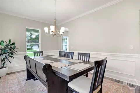 Dining - 7 Gresham Ln, Savannah, GA 31419 photo 1 of 4