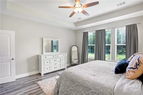 Bedroom - 7 Gresham Ln, Savannah, GA 31419 photo 4 of 14