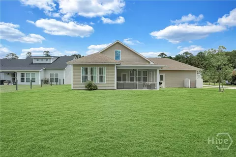 Exterior - 7 Gresham Ln, Savannah, GA 31419 photo 2 of 16