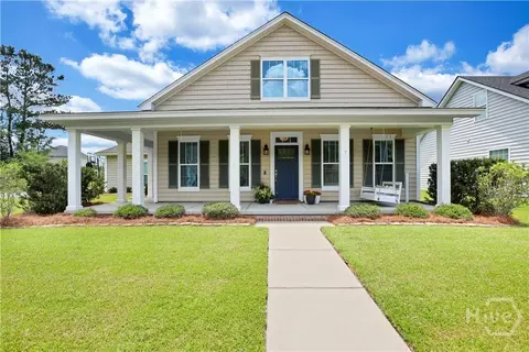 Exterior - 7 Gresham Ln, Savannah, GA 31419 photo 9 of 16