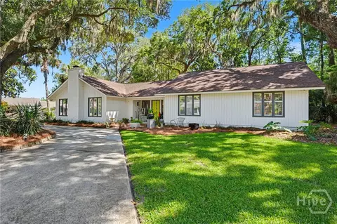 2 Mackay Ln, Savannah, GA 31411