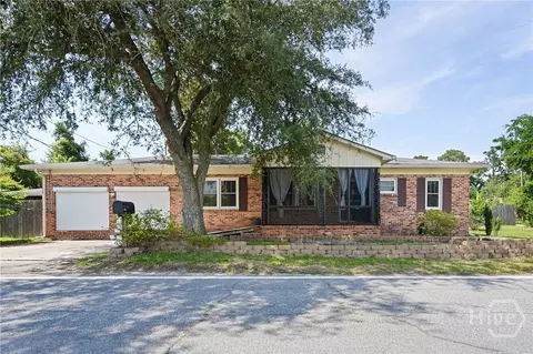 4604 Kim St, Savannah, GA 31410