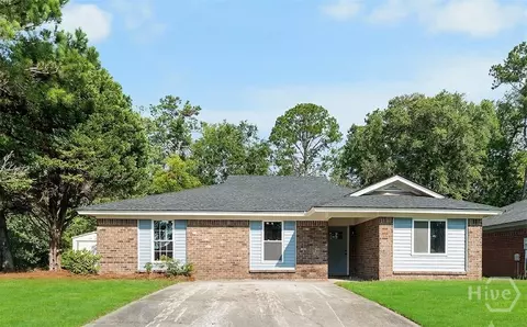 111 Marsh Bluff Dr, Savannah, GA 31404