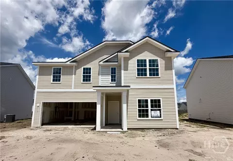 107 Pitchline Dr, Hinesville, GA 31313