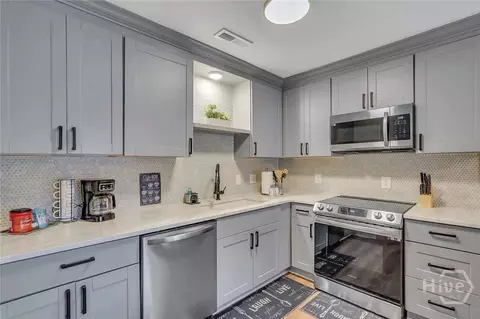 Kitchen - 302 Manden Rd, Pooler, GA 31322 photo 2 of 4