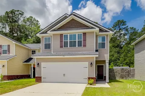 106 Hamlet Ct, Hinesville, GA 31313