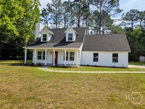 648 Honey Ridge Ln, Hinesville, GA 31313