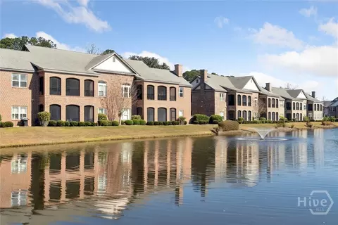 1203 River Oaks Dr, Richmond Hill, GA 31324