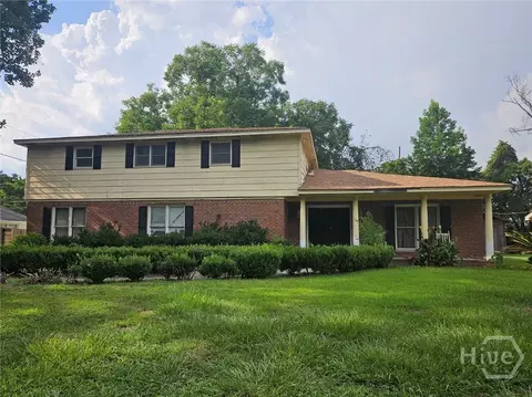1398 Bel Aire Dr, Savannah, GA 31415