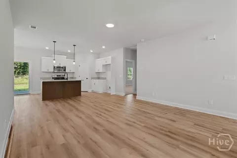 110 Susan Dr, Rincon, GA 31326 photo 6