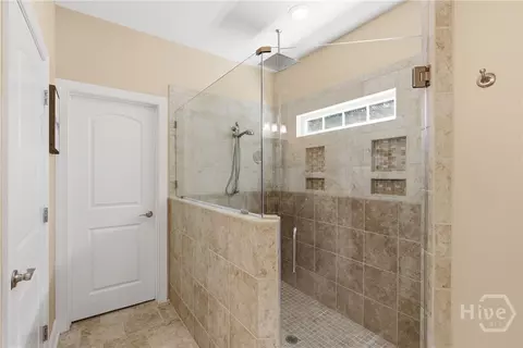 Bath - 124 Ruby Trl, Guyton, GA 31312 photo 3 of 4