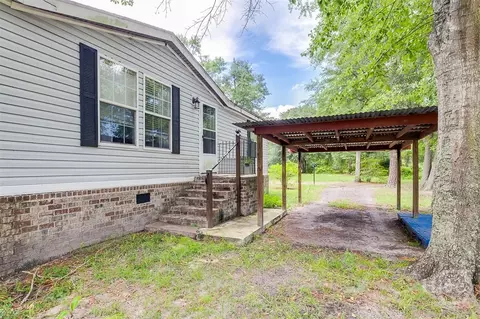 Exterior - 3104 Courthouse Rd, Guyton, GA 31312 photo 2 of 7