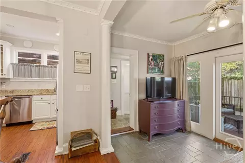 Entry Way - 111 E Broad St, Savannah, GA 31401 photo 3 of 7