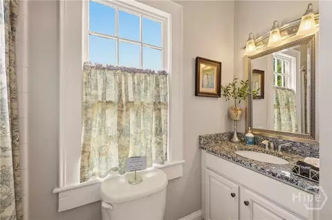 Bath - 111 E Broad St, Savannah, GA 31401 photo 6 of 7