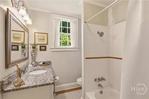 Bath - 111 E Broad St, Savannah, GA 31401 photo 3 of 7