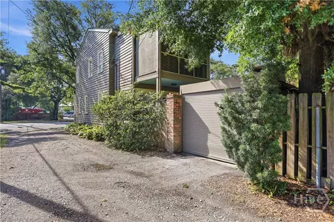 Exterior - 111 E Broad St, Savannah, GA 31401 photo 10 of 11