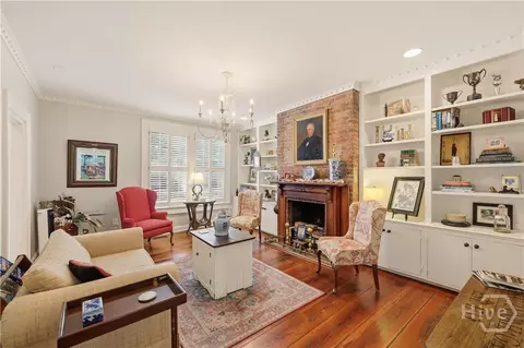 Living - 111 E Broad St, Savannah, GA 31401 photo 3 of 4