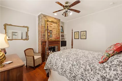 Bedroom - 111 E Broad St, Savannah, GA 31401 photo 3 of 10