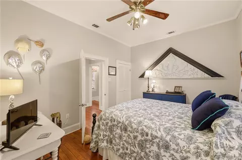 Bedroom - 111 E Broad St, Savannah, GA 31401 photo 7 of 10